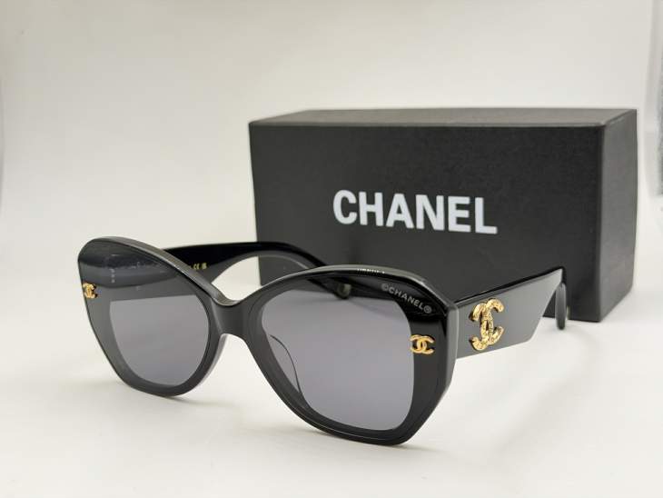 Picture of Chanel Sunglasses _SKUfw80879673fw
